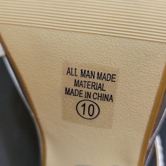 BRAND NEW DELICIOUS STRAP STUDDED EMBELLISHMENTS PLATFORM SANDAL - Picture 14 of 14